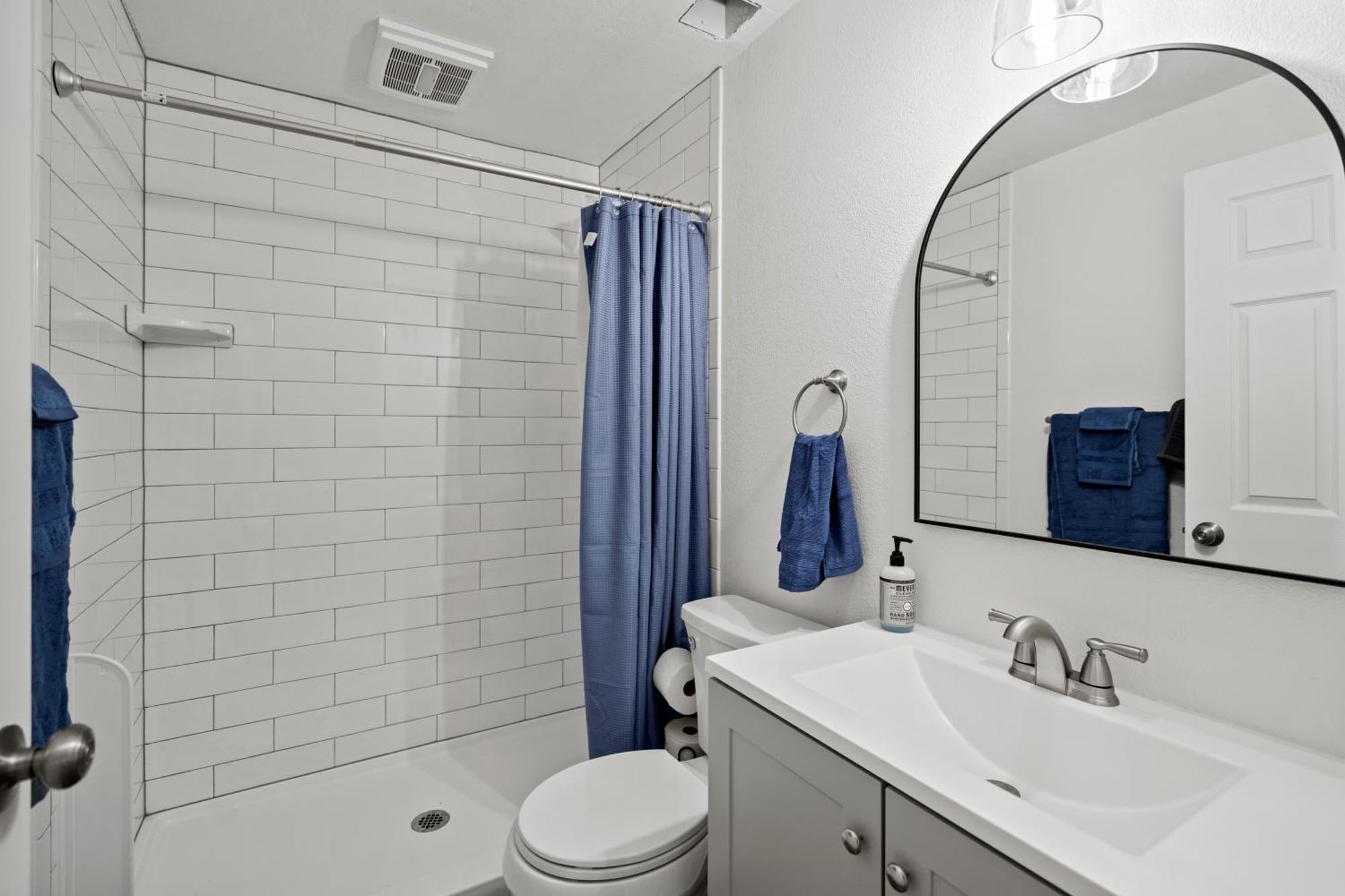Peach Street Super Apartment
